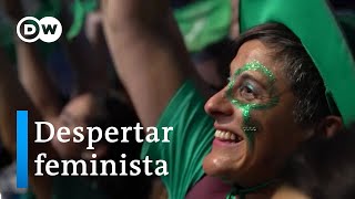 Una ola feminista recorre Latinoamérica [upl. by Pazit449]