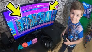 TRUMAnn Giving His 6 Year Old Kid TRAVIS SCOTT Bundle Unlocking ALL Travis Scott Fortnite items [upl. by Enorahs53]